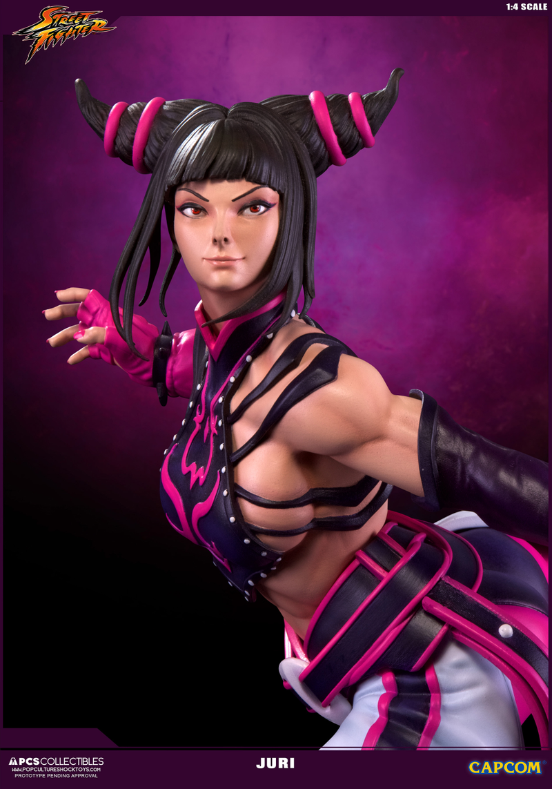 Illustration for article titled Street Fighter Juri Statue Looks Very Uncomfortable
